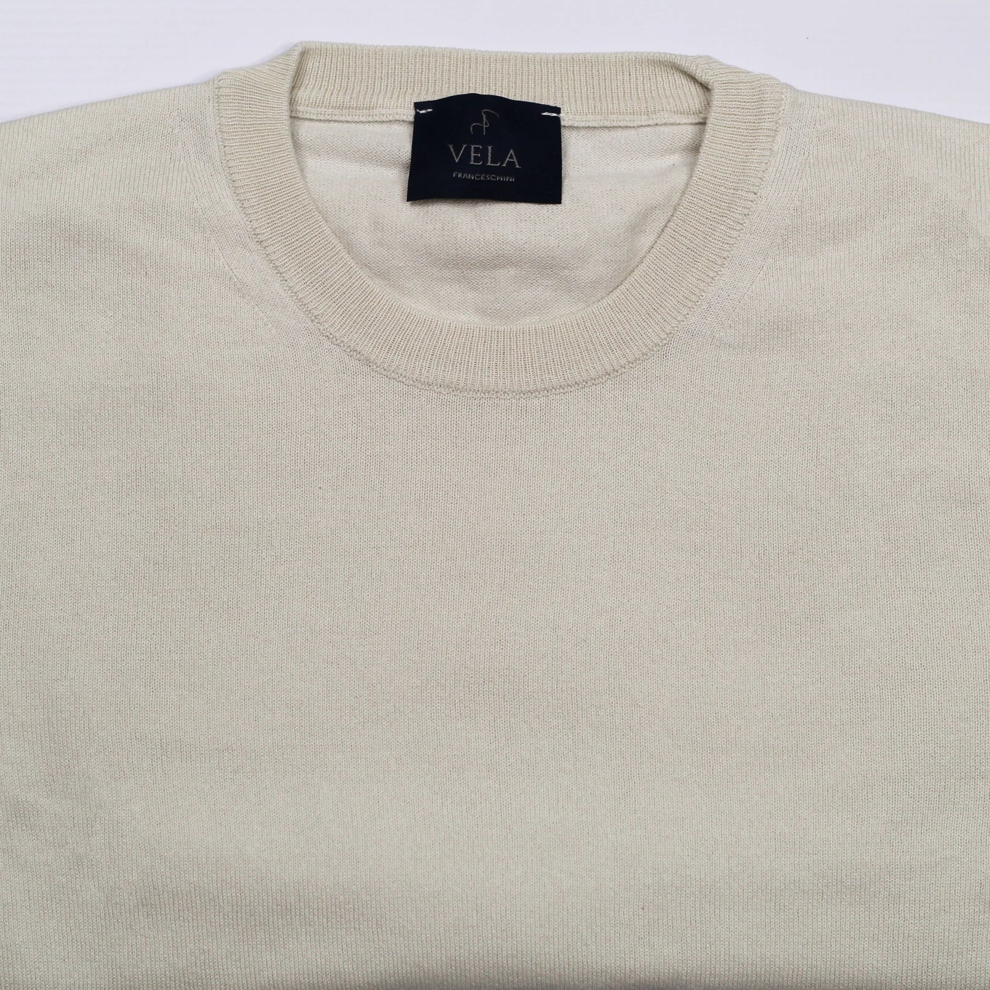 Shop Vela Men's Maglia Girocollo Crewneck in White (30352140) or browse our range of men's Italian clothing and shoes in leather in-store at Aliverti Cape Town, or shop online. We deliver in South Africa & offer multiple payment plans as well as accept multiple safe & secure payment methods.