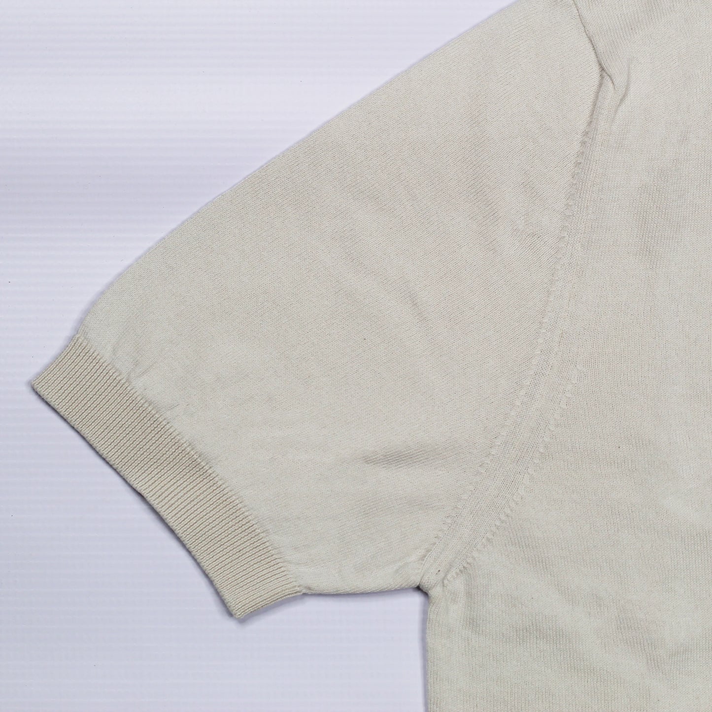 Shop Vela Men's Maglia Girocollo Crewneck in White (30352140) or browse our range of men's Italian clothing and shoes in leather in-store at Aliverti Cape Town, or shop online. We deliver in South Africa & offer multiple payment plans as well as accept multiple safe & secure payment methods.