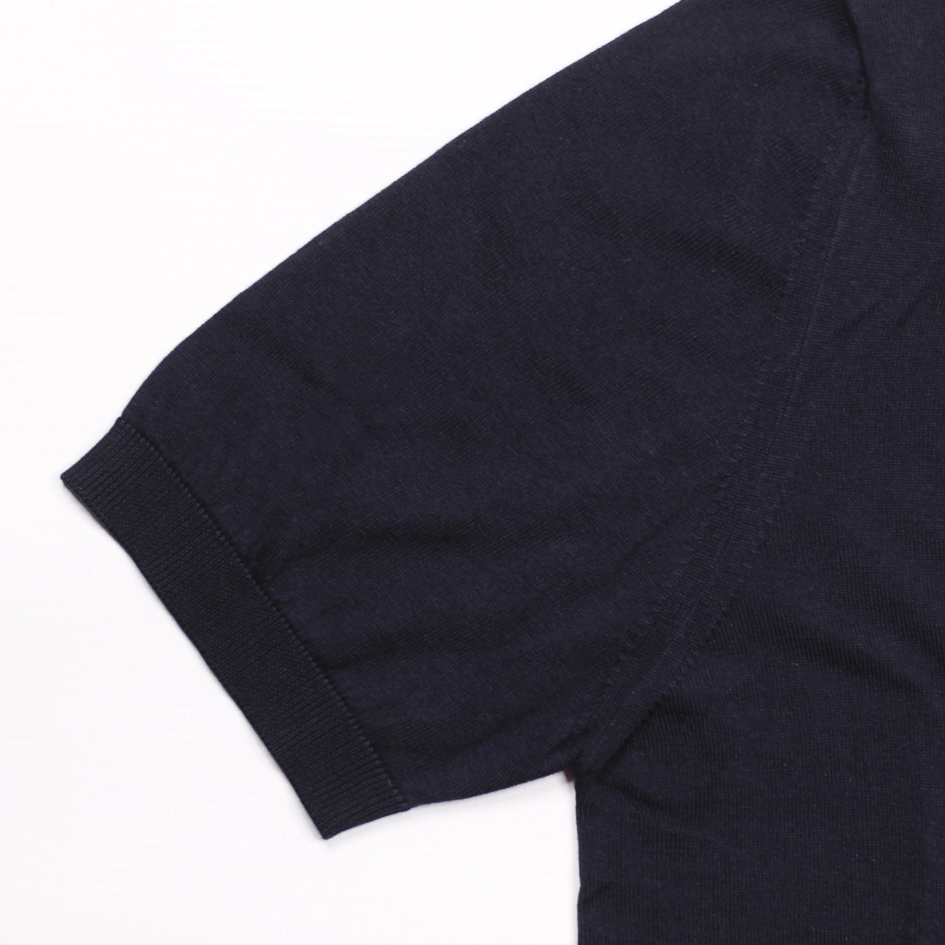 Shop Vela Men's Maglia Girocollo Crewneck in Navy (30352140) or browse our range of men's Italian clothing and shoes in leather in-store at Aliverti Cape Town, or shop online. We deliver in South Africa & offer multiple payment plans as well as accept multiple safe & secure payment methods.