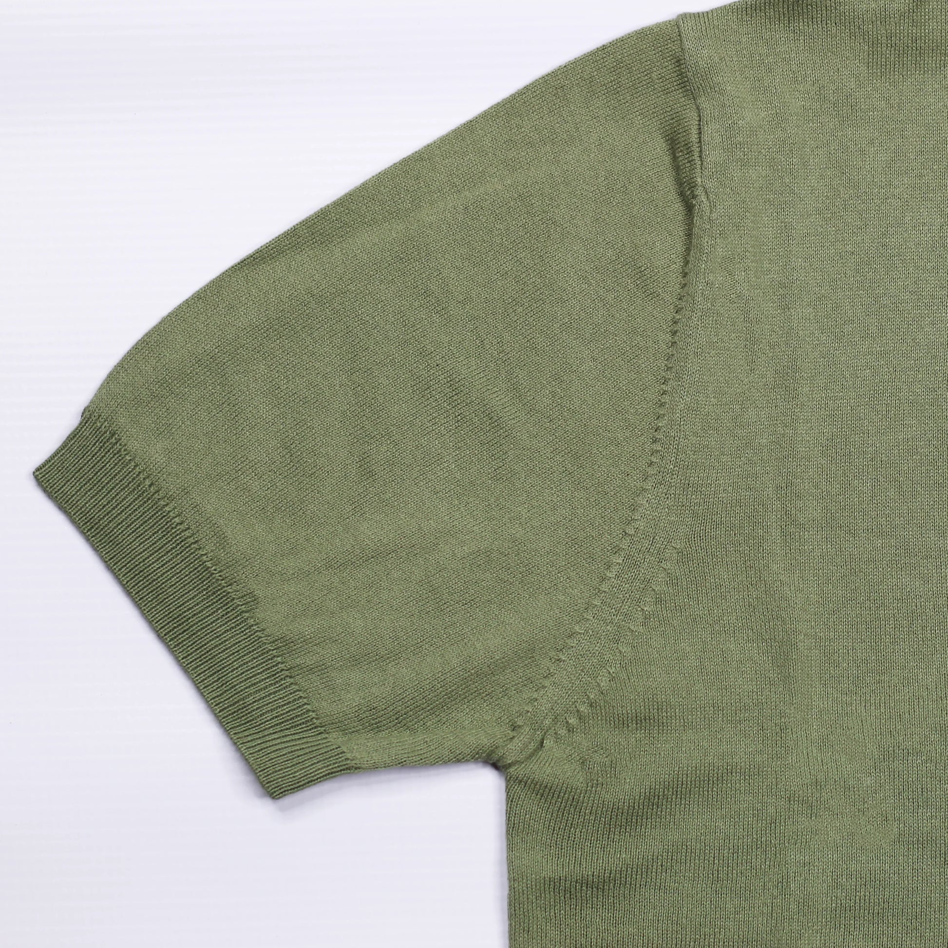 Shop Fiftienth Men's Knit Polo in Kaky (ART 280 IP2) or browse our range of men's Italian clothing and shoes in leather in-store at Aliverti Cape Town, or shop online. We deliver in South Africa & offer multiple payment plans as well as accept multiple safe & secure payment methods.