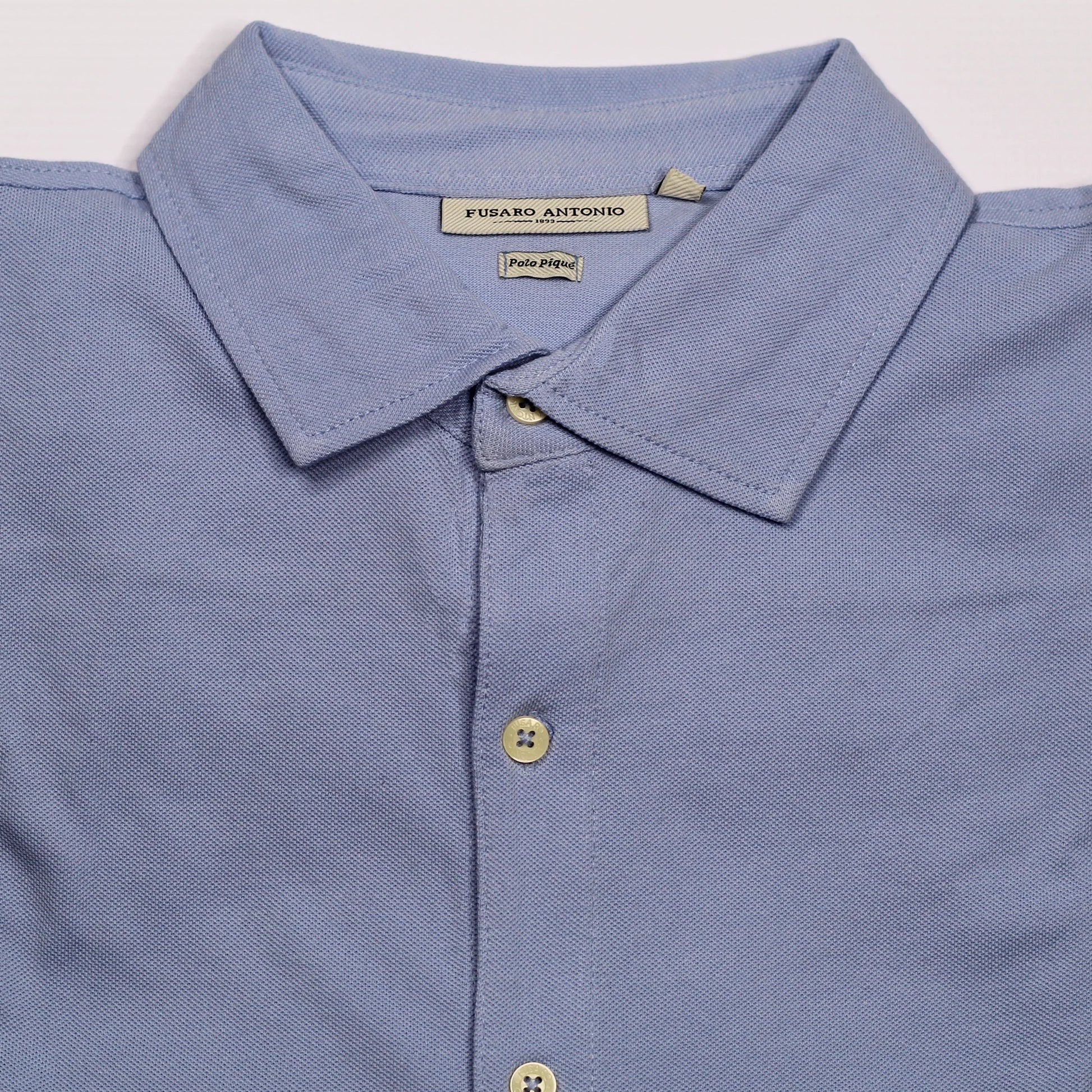 Fusaro Antonio Men's Long Sleeve Cotton Polo in Sky (PO25004-004-05) or browse our range of men's Italian clothing and shoes in leather in-store at Aliverti Cape Town, or shop online. We deliver in South Africa & offer multiple payment plans as well as accept multiple safe & secure payment methods.