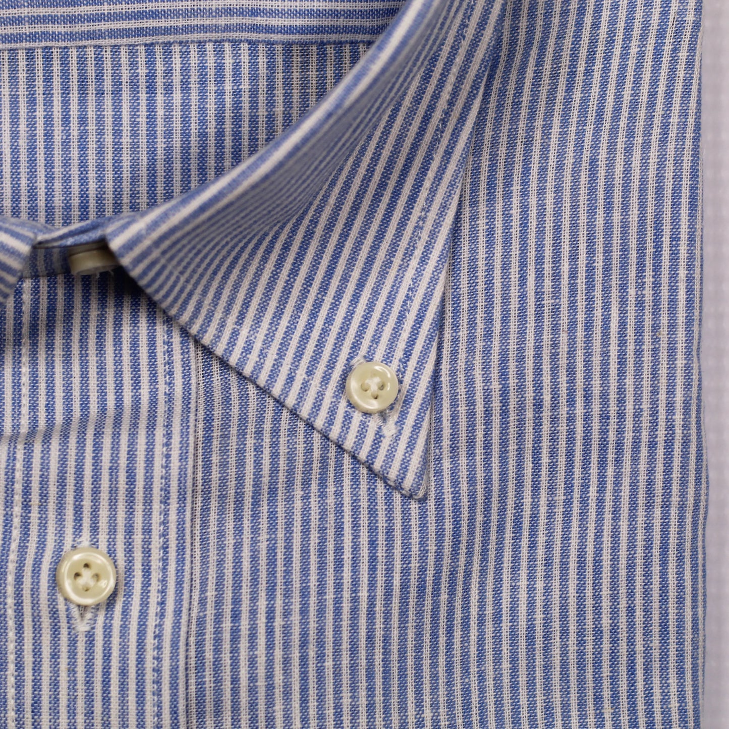 Shop Fusaro Antonio Men's Lino Cotton Shirt in Striped Blue (CA22064) or browse our range of men's Italian clothing and shoes in leather in-store at Aliverti Cape Town, or shop online. We deliver in South Africa & offer multiple payment plans as well as accept multiple safe & secure payment methods.