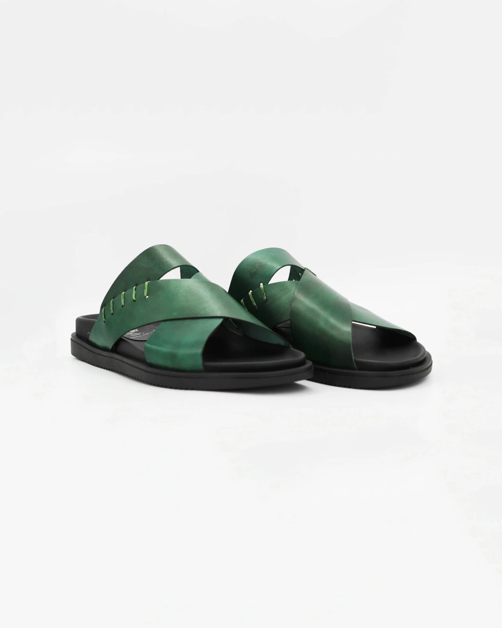 Shop Handmade Italian Leather Men's Sandal in Calf Leather Verde (ED4273) or browse our range of hand-made Italian shoes in leather or suede in-store at Aliverti Cape Town, or shop online. We deliver in South Africa & offer multiple payment plans as well as accept multiple safe & secure payment methods.