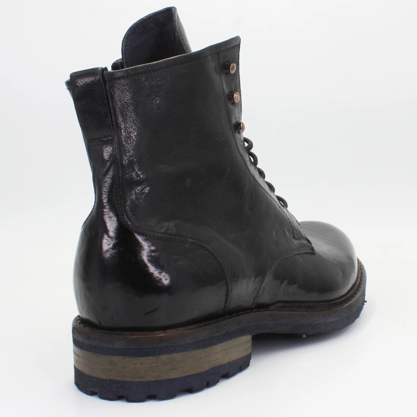Shop Handmade Italian Leather Boot in Nero (BRU10886) or browse our range of hand-made Italian boots for men in leather or suede in-store at Aliverti Cape Town, or shop online. We deliver in South Africa & offer multiple payment plans as well as accept multiple safe & secure payment methods.