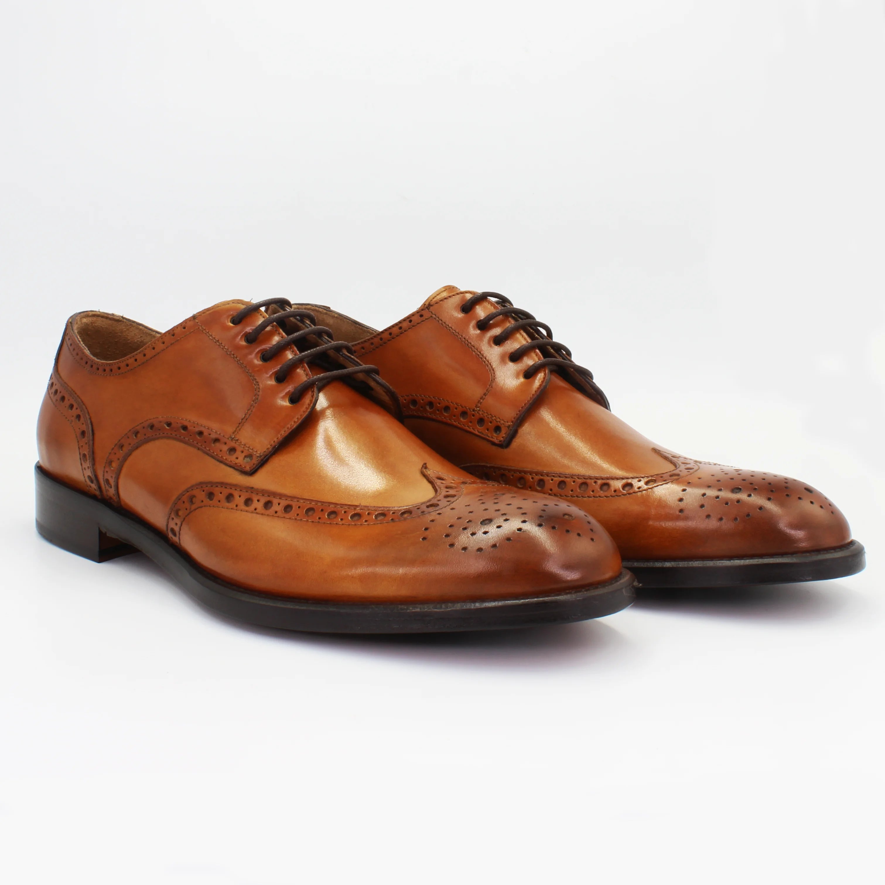 Shop Handmade Italian Leather Oxford in Siena (BRU11226) or browse our range of hand-made Italian shoes for men in leather or suede in-store at Aliverti Cape Town, or shop online. We deliver in South Africa & offer multiple payment plans as well as accept multiple safe & secure payment methods.