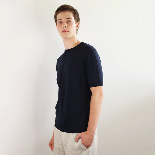 Shop Vela Men's Maglia Girocollo Crewneck in Navy (30352140) or browse our range of men's Italian clothing and shoes in leather in-store at Aliverti Cape Town, or shop online. We deliver in South Africa & offer multiple payment plans as well as accept multiple safe & secure payment methods.