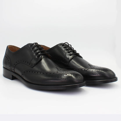 Shop Handmade Italian Leather Oxford in Nero (BRU11226)  or browse our range of hand-made Italian shoes in leather or suede in-store at Aliverti Cape Town, or shop online. We deliver in South Africa & offer multiple payment plans as well as accept multiple safe & secure payment methods.