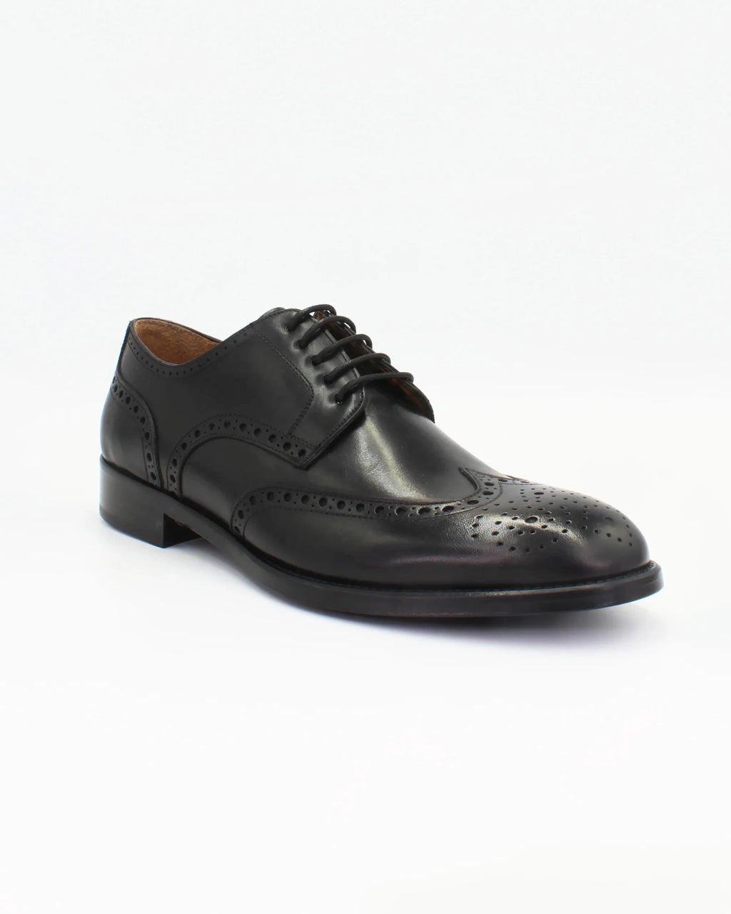 Shop Handmade Italian Leather Oxford in Nero (BRU11226)  or browse our range of hand-made Italian shoes in leather or suede in-store at Aliverti Cape Town, or shop online. We deliver in South Africa & offer multiple payment plans as well as accept multiple safe & secure payment methods.