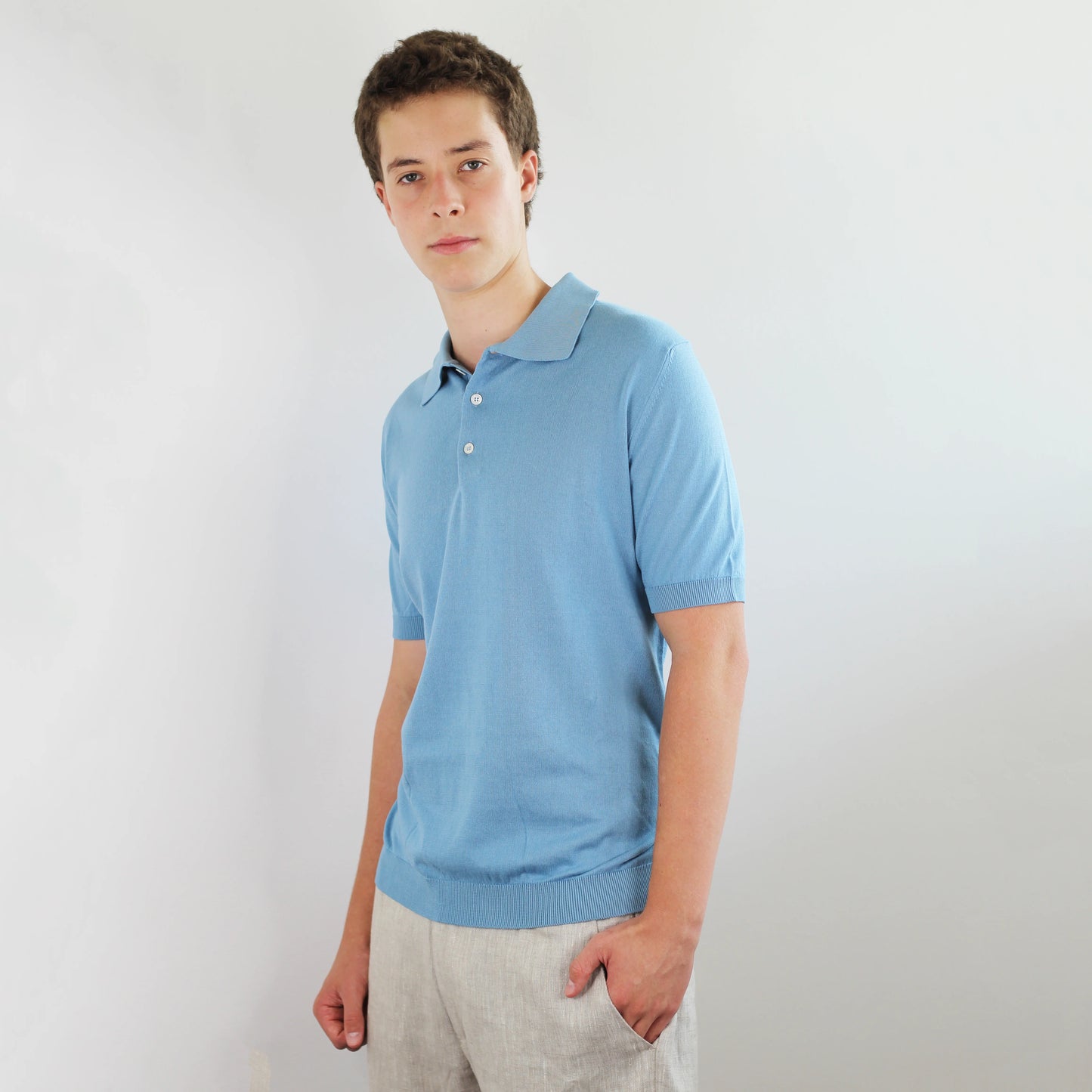 Shop Vela Men's Maglia Yachting Polo in Light Blue (30352141) or browse our range of men's Italian clothing and shoes in leather in-store at Aliverti Cape Town, or shop online. We deliver in South Africa & offer multiple payment plans as well as accept multiple safe & secure payment methods.