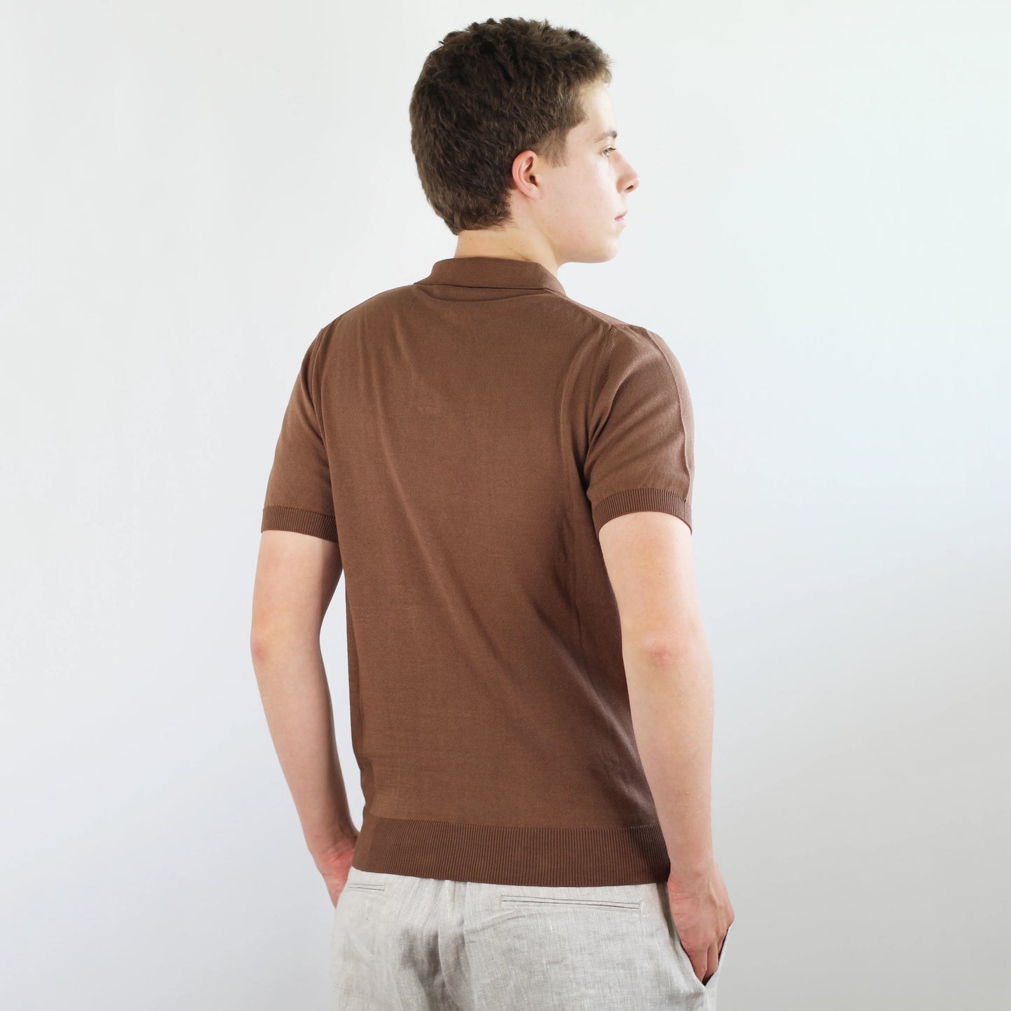 Shop Vela Men's Maglia Yachting Polo in Brown (30352141) or browse our range of men's Italian clothing and shoes in leather in-store at Aliverti Cape Town, or shop online. We deliver in South Africa & offer multiple payment plans as well as accept multiple safe & secure payment methods.