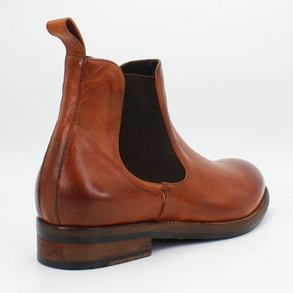 Shop Handmade Italian Leather Chelsea Boot in Cuoio (JP36526/20) or browse our range of hand-made Italian boots for Men in leather or suede in-store at Aliverti Cape Town, or shop online. We deliver in South Africa & offer multiple payment plans as well as accept multiple safe & secure payment methods.