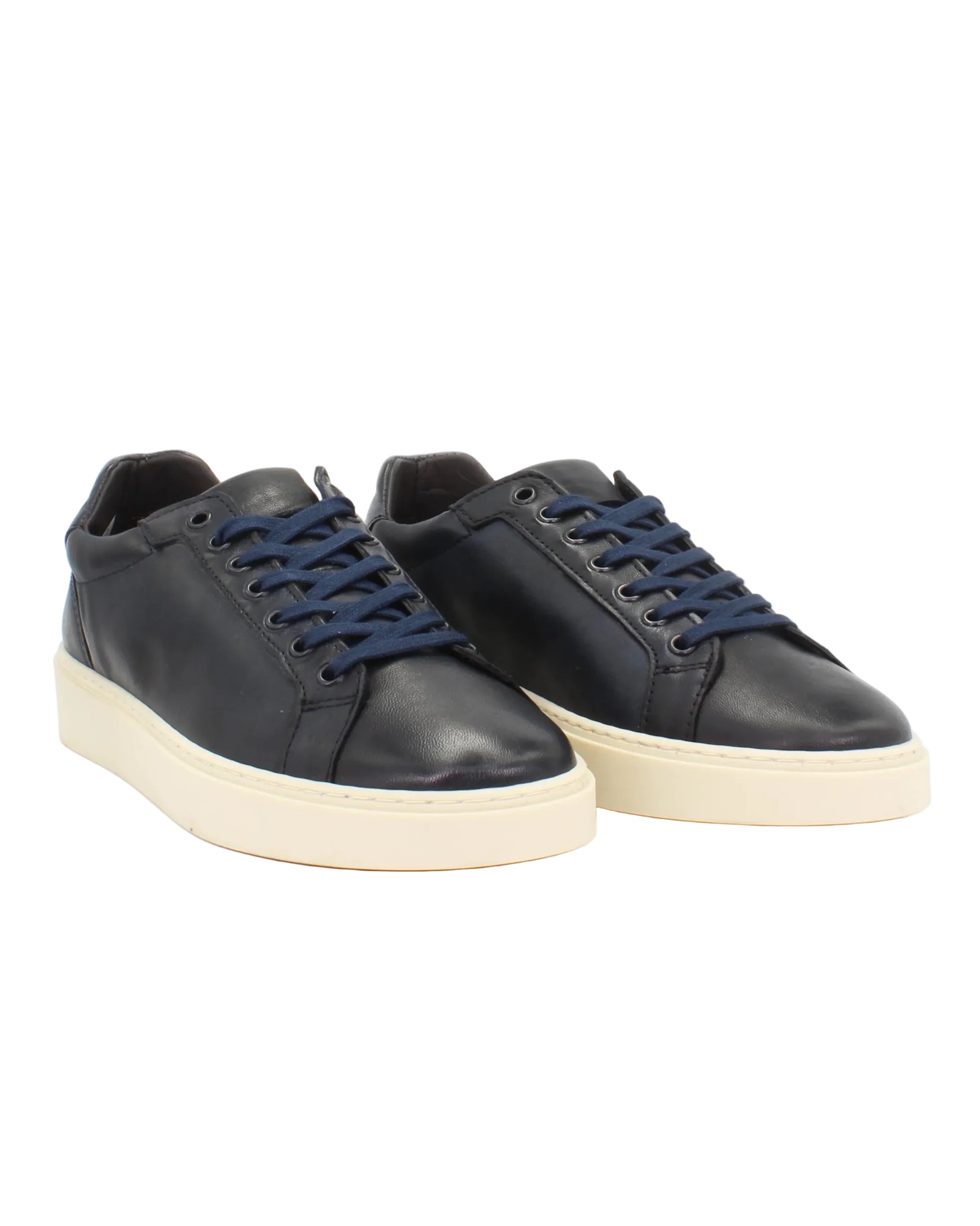 Shop Handmade Italian Leather Sneakers in Blu (COR1068) or browse our range of hand-made Italian shoes for men in leather or suede in-store at Aliverti Cape Town, or shop online. We deliver in South Africa & offer multiple payment plans as well as accept multiple safe & secure payment methods.