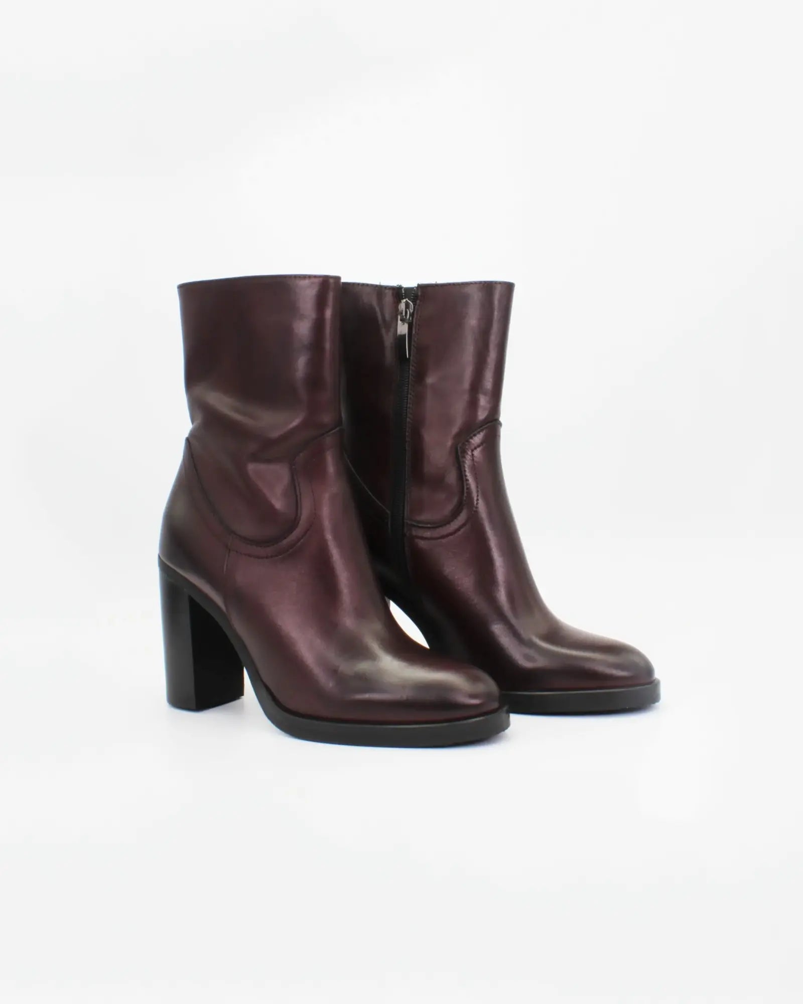 Women's Heeled Boot in Calf Leather Nature Burnet Bordeaux (GC8553)