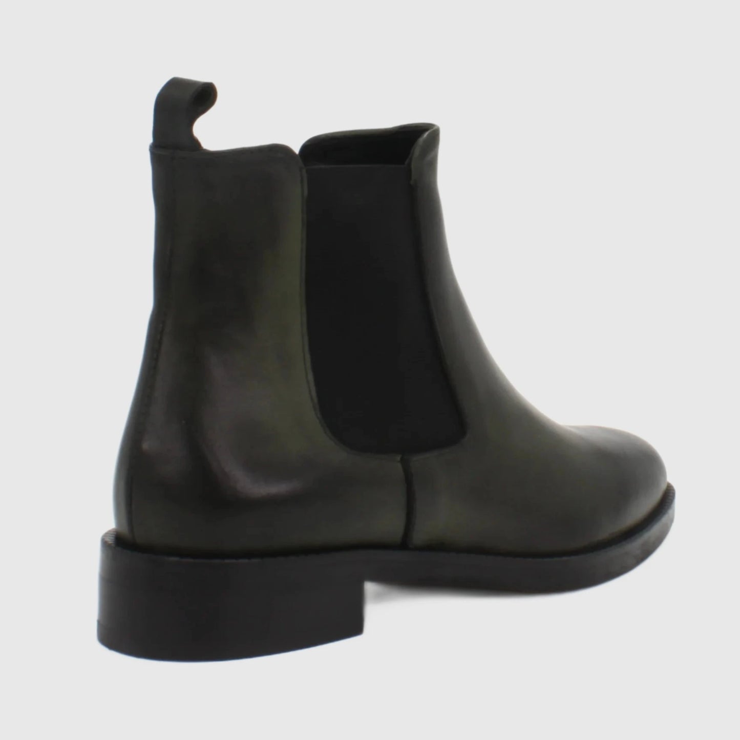 Shop Handmade Italian Leather Boot in Verde (GC2030) or browse our range of hand-made Italian boots for women in leather or suede in-store at Aliverti Cape Town, or shop online. We deliver in South Africa & offer multiple payment plans as well as accept multiple safe & secure payment methods.