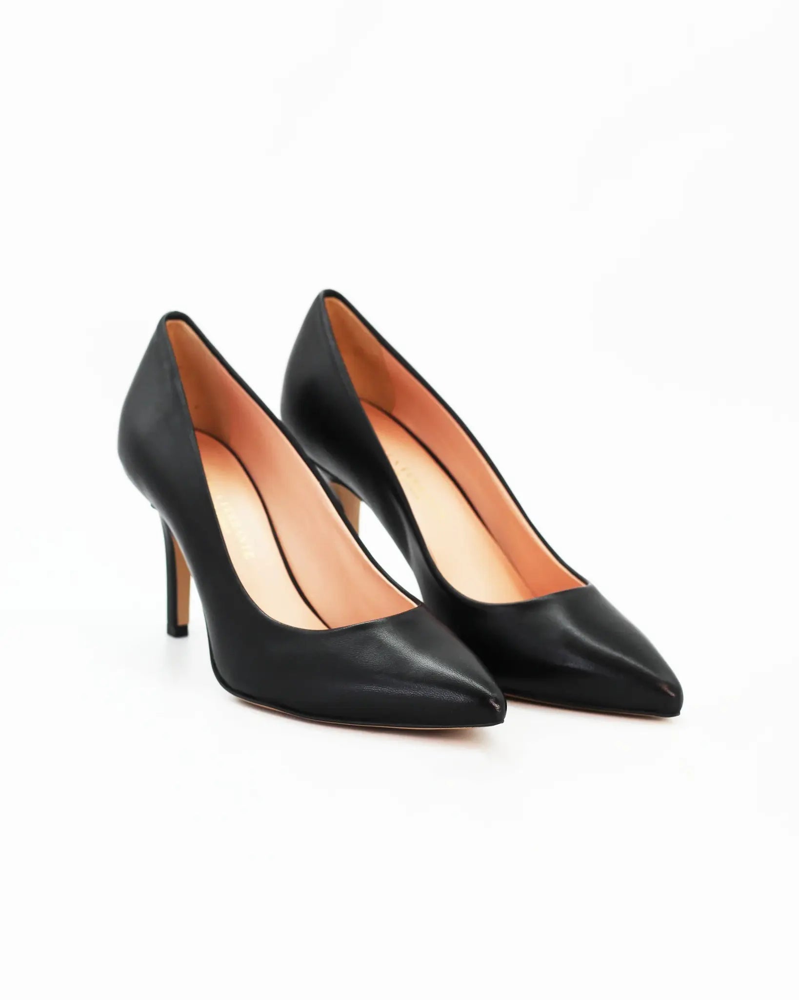 Shop Handmade Women's Stiletto in Calf Leather Nero or browse our range of hand-made Italian shoes in leather or suede in-store at Aliverti Cape Town, or shop online. We deliver in South Africa & offer multiple payment plans as well as accept multiple safe & secure payment methods.