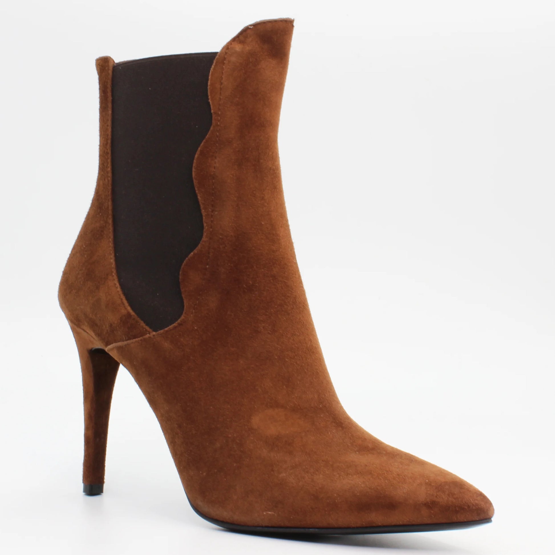 Shop Ladies Italian Suede Stiletto Ankle Boot in Brown (AL57525) or browse our range of hand-made Italian ankle boots in leather or suede in-store at Aliverti Durban or Cape Town, or shop online. We deliver in South Africa & offer multiple payment plans as well as accept multiple safe & secure payment methods.