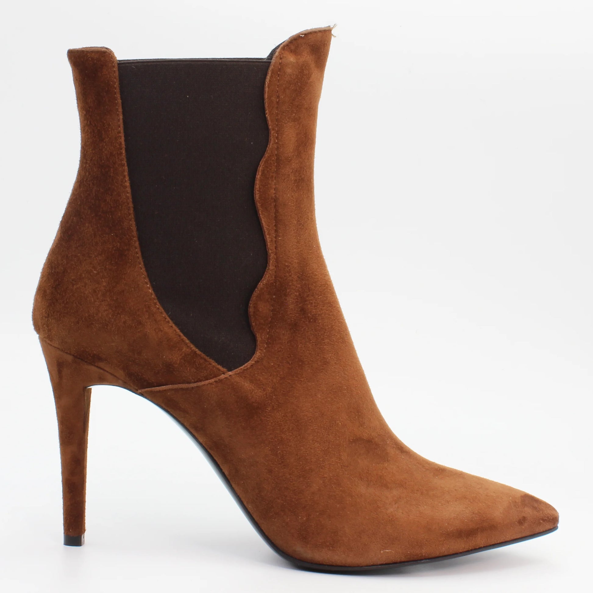 Shop Ladies Italian Suede Stiletto Ankle Boot in Brown (AL57525) or browse our range of hand-made Italian ankle boots in leather or suede in-store at Aliverti Durban or Cape Town, or shop online. We deliver in South Africa & offer multiple payment plans as well as accept multiple safe & secure payment methods.