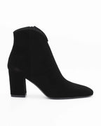 Shop Handmade Block Heel Ankle Boot in Calf Leather Suede Nero Black (RENDY1) or browse our range of hand-made Italian shoes in leather or suede in-store at Aliverti Cape Town, or shop online. We deliver in South Africa & offer multiple payment plans as well as accept multiple safe & secure payment methods.