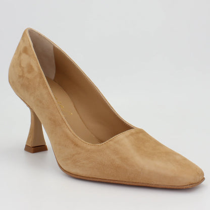 Shop Handmade Italian Leather Suede Heel in Legno (V51) or browse our range of hand-made Italian shoes for women in leather or suede in-store at Aliverti Cape Town, or shop online. We deliver in South Africa & offer multiple payment plans as well as accept multiple safe & secure payment methods.
