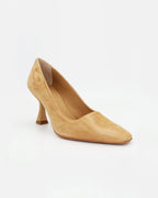Shop Handmade Italian Leather Suede Heel in Legno (V51) or browse our range of hand-made Italian shoes for women in leather or suede in-store at Aliverti Cape Town, or shop online. We deliver in South Africa & offer multiple payment plans as well as accept multiple safe & secure payment methods.