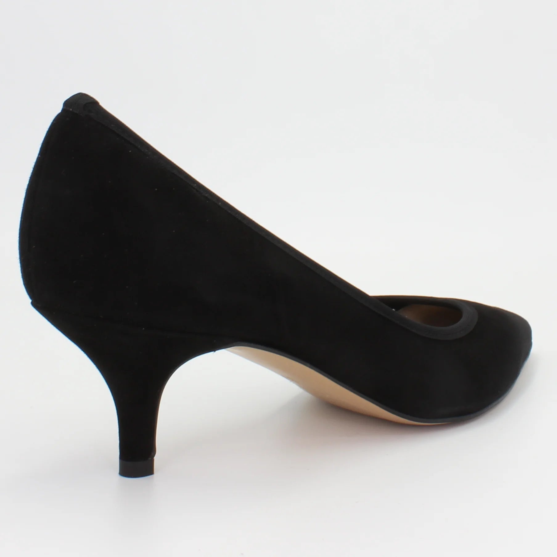 Shop Handmade Italian Leather Women's Low Court Heel in Suede Nero Black (CR543) or browse our range of hand-made Italian shoes for women in leather or suede in-store at Aliverti Cape Town, or shop online. We deliver in South Africa & offer multiple payment plans as well as accept multiple safe & secure payment methods.