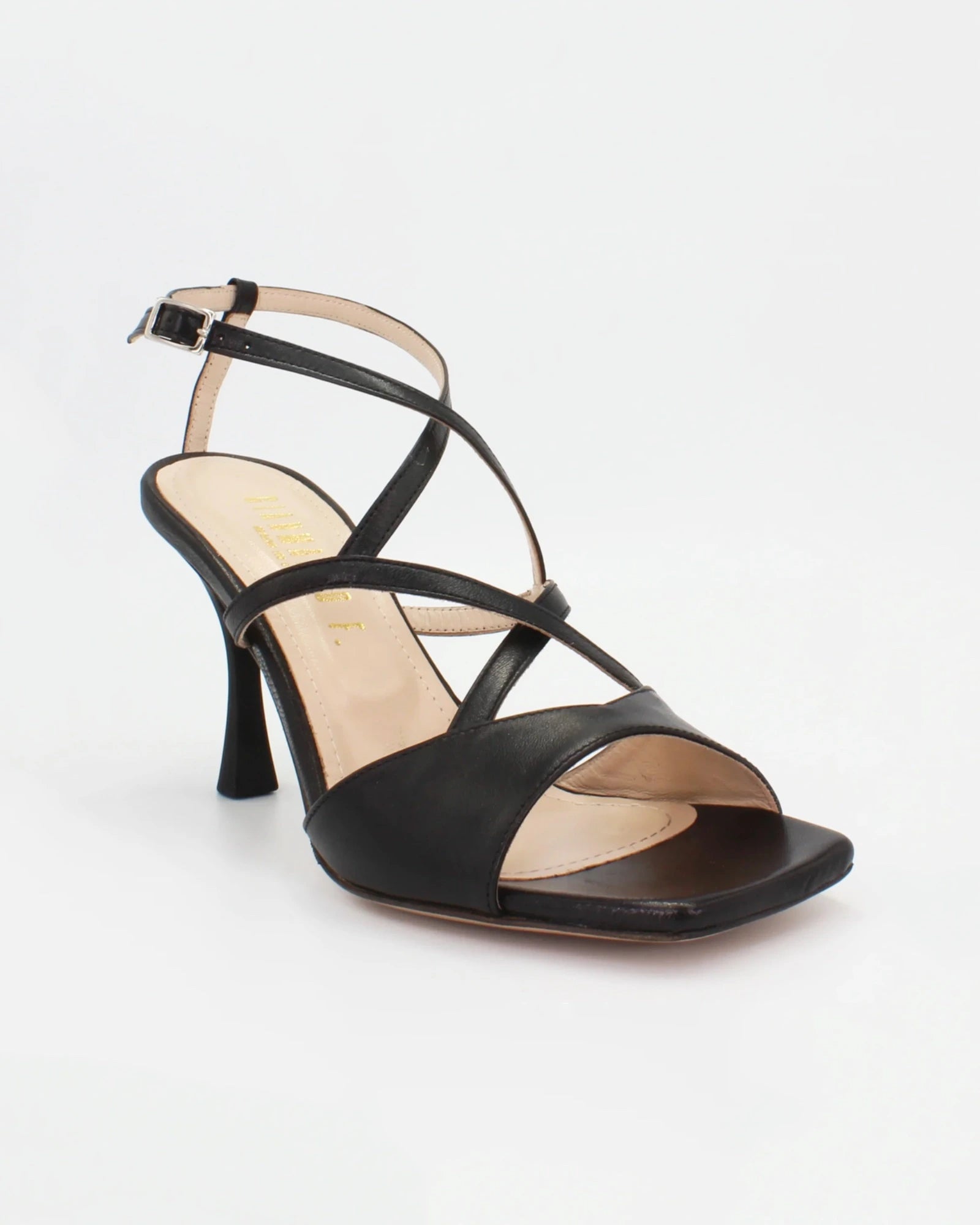 Shop Handmade Italian Leather Strappy High Heels in Nero (MP26102) or browse our range of hand-made Italian shoes for women in leather or suede in-store at Aliverti Cape Town, or shop online. We deliver in South Africa & offer multiple payment plans as well as accept multiple safe & secure payment methods.