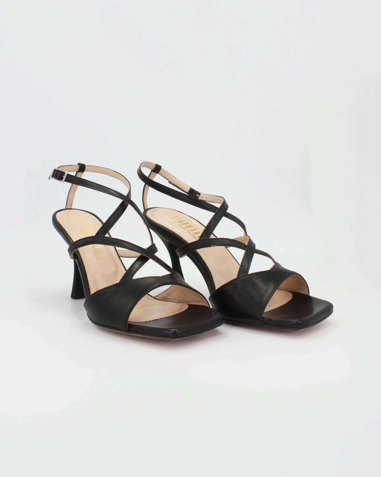 Shop Handmade Italian Leather Strappy High Heels in Nero (MP26102) or browse our range of hand-made Italian shoes for women in leather or suede in-store at Aliverti Cape Town, or shop online. We deliver in South Africa & offer multiple payment plans as well as accept multiple safe & secure payment methods.