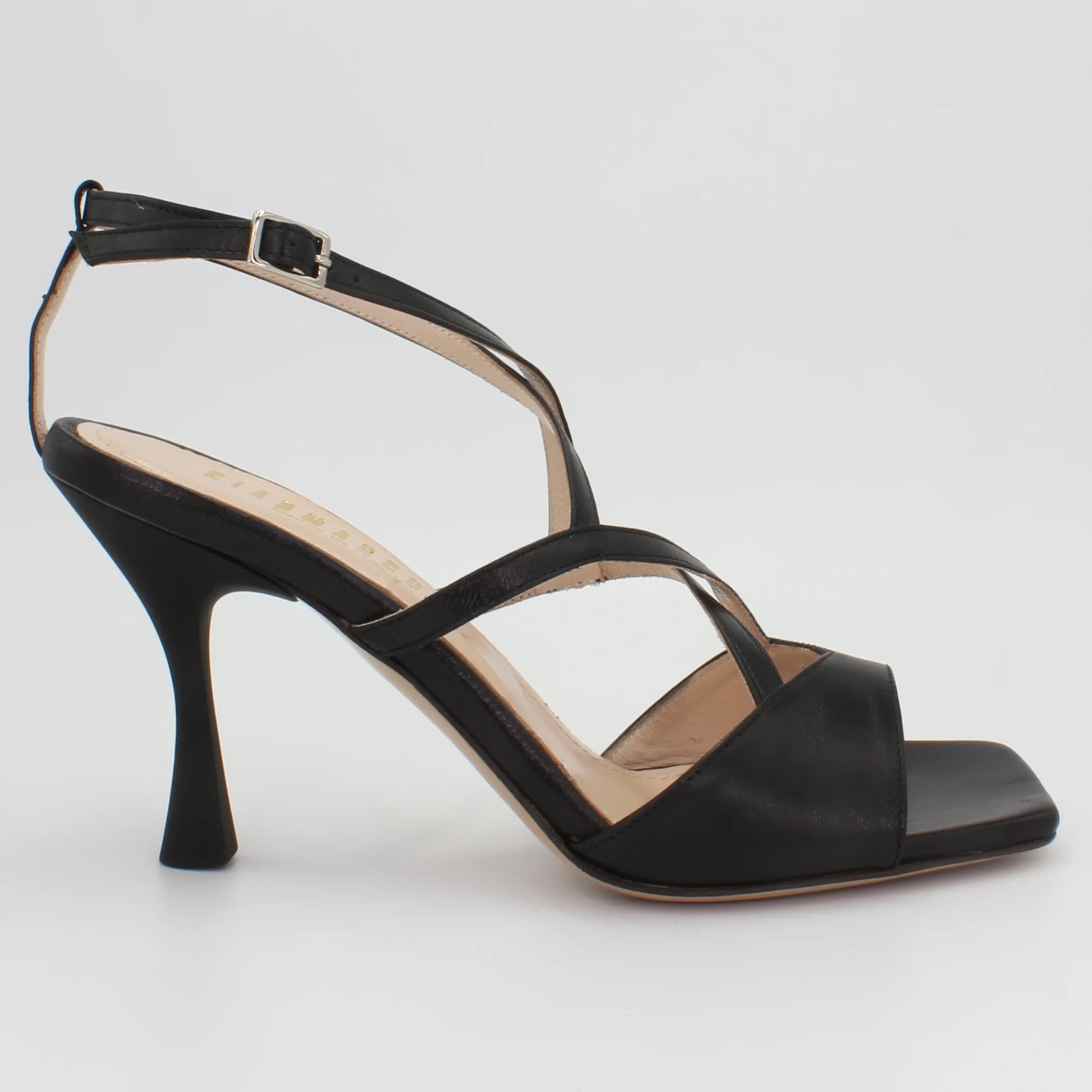 Shop Handmade Italian Leather Strappy High Heels in Nero (MP26102) or browse our range of hand-made Italian shoes for women in leather or suede in-store at Aliverti Cape Town, or shop online. We deliver in South Africa & offer multiple payment plans as well as accept multiple safe & secure payment methods.