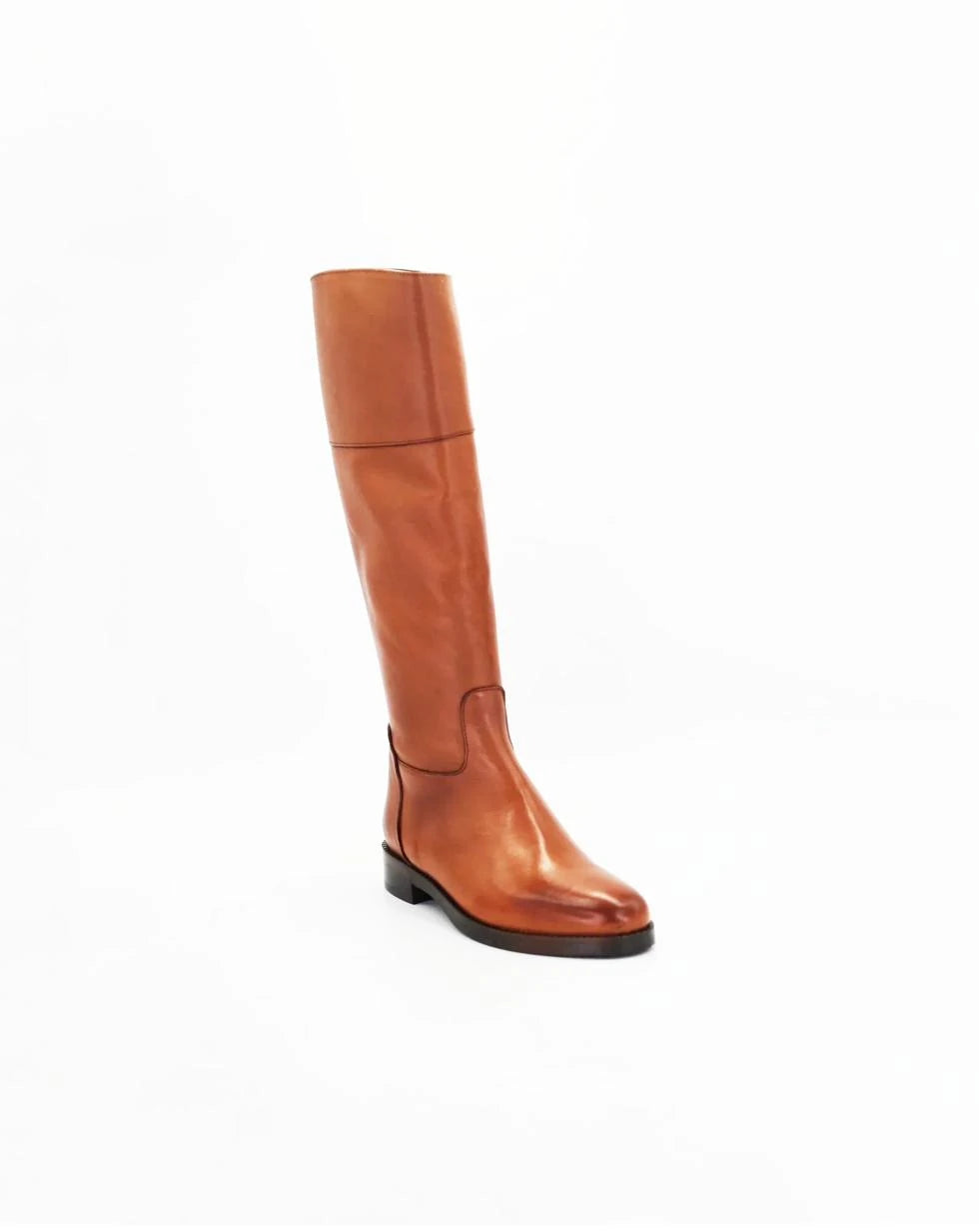 Shop Handmade Italian Leather Women's Equestrian Boot in calf Leather Cuoio or browse our range of hand-made Italian shoes in leather or suede in-store at Aliverti Cape Town, or shop online. We deliver in South Africa & offer multiple payment plans as well as accept multiple safe & secure payment methods.
