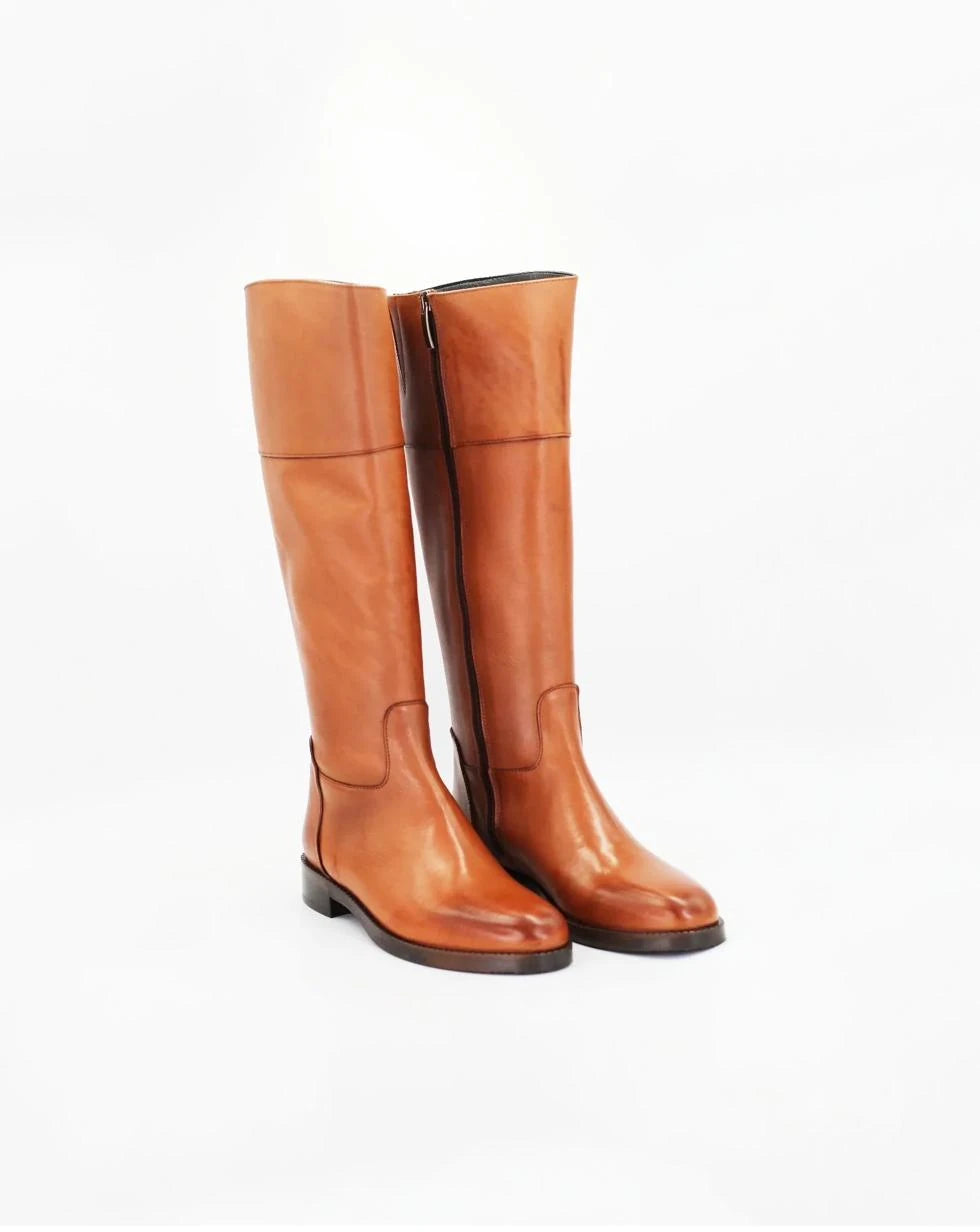 Shop Handmade Italian Leather Women's Equestrian Boot in calf Leather Cuoio or browse our range of hand-made Italian shoes in leather or suede in-store at Aliverti Cape Town, or shop online. We deliver in South Africa & offer multiple payment plans as well as accept multiple safe & secure payment methods.