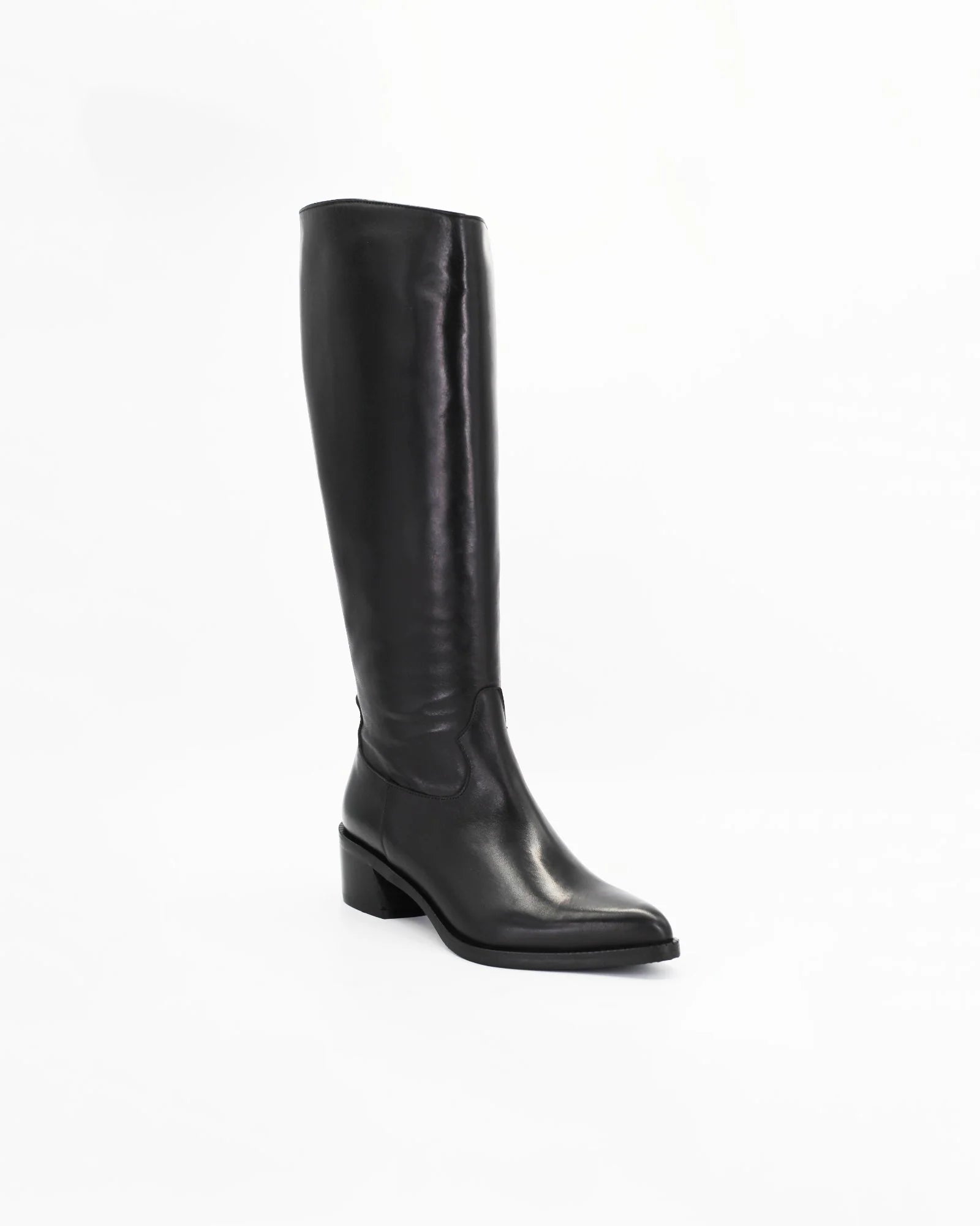 Shop Handmade Italian Leather Women's Pointed Long Boot in Calf Leather Nero or browse our range of hand-made Italian shoes in leather or suede in-store at Aliverti Cape Town, or shop online. We deliver in South Africa & offer multiple payment plans as well as accept multiple safe & secure payment methods.