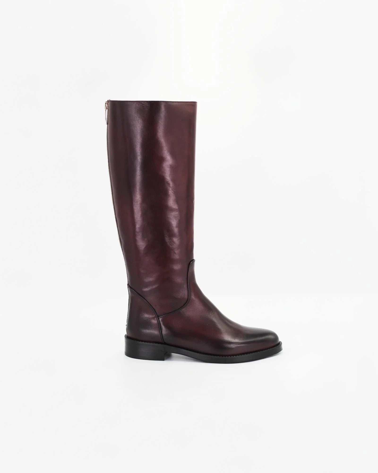 Shop Handmade Italian Leather Women's Long Boot in Calf Leather Burgundy or browse our range of hand-made Italian shoes in leather or suede in-store at Aliverti Cape Town, or shop online. We deliver in South Africa & offer multiple payment plans as well as accept multiple safe & secure payment methods.