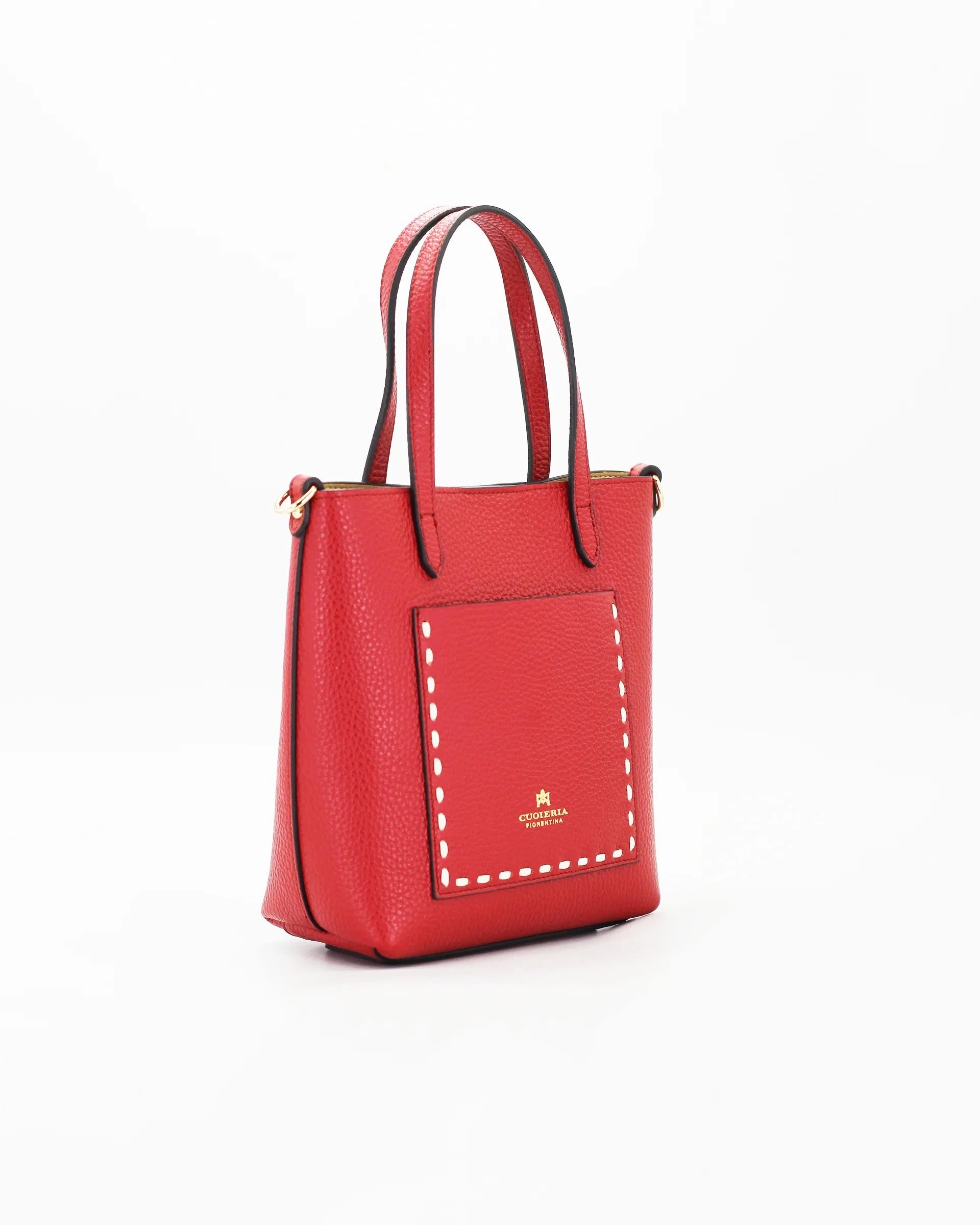 Essential, artisanal and iconic. The small tote bag of the Link line contains all the value of know-how in a compact format. The handwork with waxed cord, the protagonist of the design, tells a story of authenticity and mastery. Its clean aesthetics and functionality make it a perfect accessory for those who like to stand out with sobriety and consistency. Product height: 20cmProduct width: 21cmProduct depth: 9 cm Internal details: single compartment with removable pocket.External details: front pocket with