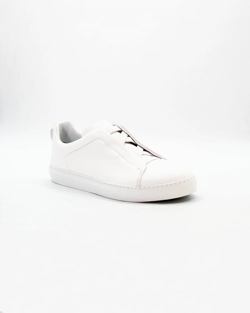Shop Men's Laceless Sneaker in Leather Bianco or browse our range of hand-made Italian shoes in leather or suede in-store at Aliverti Cape Town, or shop online. We deliver in South Africa & offer multiple payment plans as well as accept multiple safe & secure payment methods.