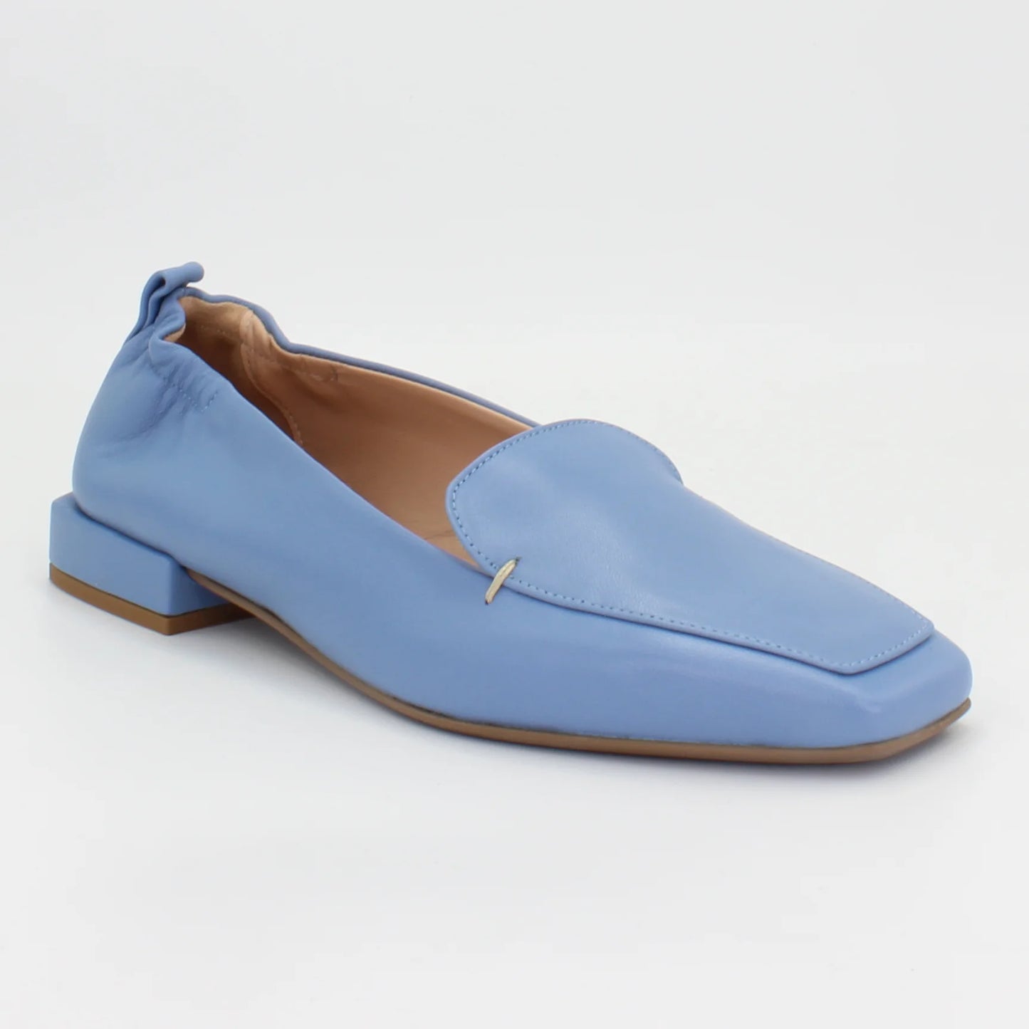 Shop Handmade Italian Leather loafer in denim nappa (DARIA18) or browse our range of hand-made Italian shoes in leather or suede in-store at Aliverti Cape Town, or shop online. We deliver in South Africa & offer multiple payment plans as well as accept multiple safe & secure payment methods.
