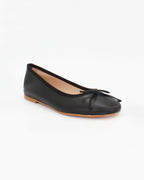Shop Handmade Italian Leather ballerina pump in nero (ESE429) or browse our range of hand-made Italian shoes in leather or suede in-store at Aliverti Cape Town, or shop online. We deliver in South Africa & offer multiple payment plans as well as accept multiple safe & secure payment methods.