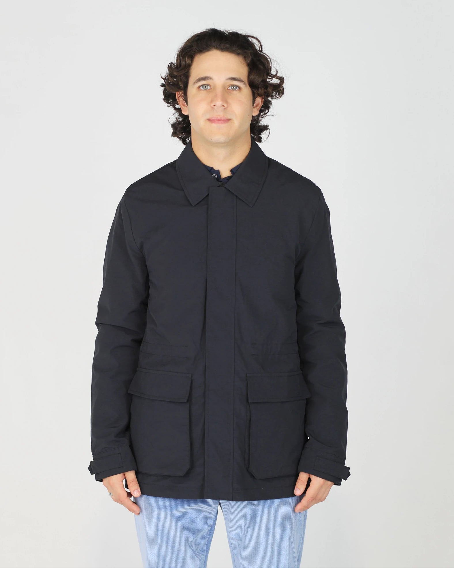 The Fusaro Antonio Rain Jacket in Sahara Blue is a sleek, functional layer built for unpredictable weather without compromising on style. Featuring a classic shirt collar, clean button-through front and a relaxed regular fit, this jacket transitions effortlessly from city streets to weekend adventures. The deep Sahara Blue tone makes it an easy layering piece over casual and smart-casual outfits alike.