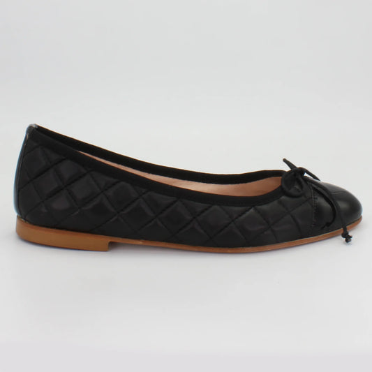 Shop Handmade Italian Leather ballerina pump in nero (E504) or browse our range of hand-made Italian shoes in leather or suede in-store at Aliverti Cape Town, or shop online. We deliver in South Africa & offer multiple payment plans as well as accept multiple safe & secure payment methods.