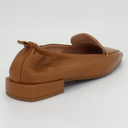 Shop Handmade Italian Leather loafer in cuoio nappa (DARIA 18) or browse our range of hand-made Italian shoes in leather or suede in-store at Aliverti Cape Town, or shop online. We deliver in South Africa & offer multiple payment plans as well as accept multiple safe & secure payment methods.