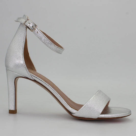 Shop Handmade Italian Leather high heel in platinum (ALCORY16) or browse our range of hand-made Italian shoes in leather or suede in-store at Aliverti Cape Town, or shop online. We deliver in South Africa & offer multiple payment plans as well as accept multiple safe & secure payment methods.