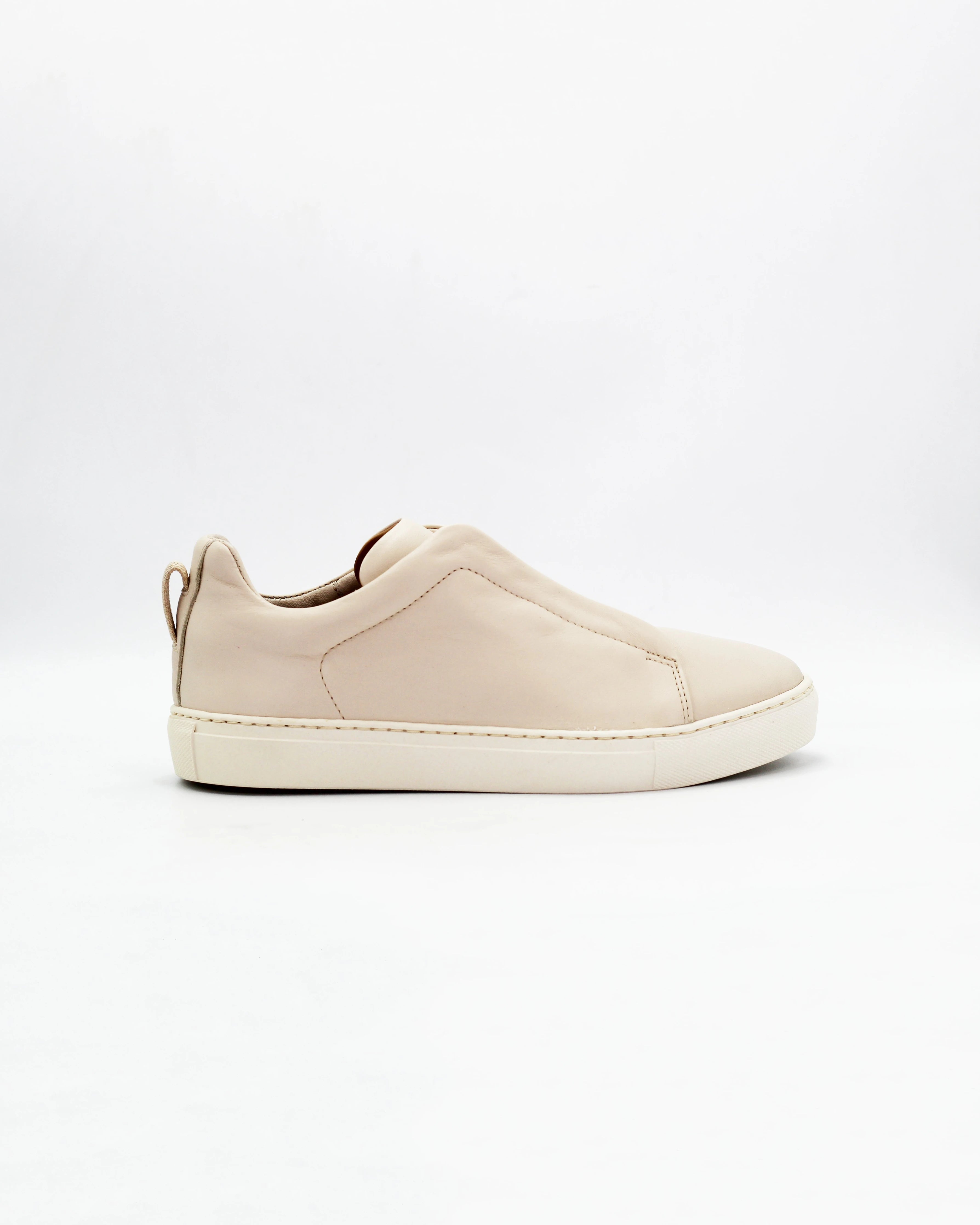 Women's Laceless Sneaker in Leather Beige