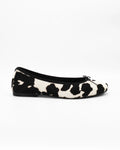 Shop the ESE6049 ballerina flat in black-and-white cow-print calf hair. Italian-made with a dainty bow detail and rubber sole. Playful everyday elegance.