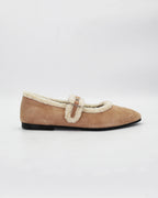 Shop the ESE6018 ballerina flat in taupe suede calf leather. Italian-made with cosy faux fur trim, a buckle strap, and rubber sole. Soft everyday elegance.