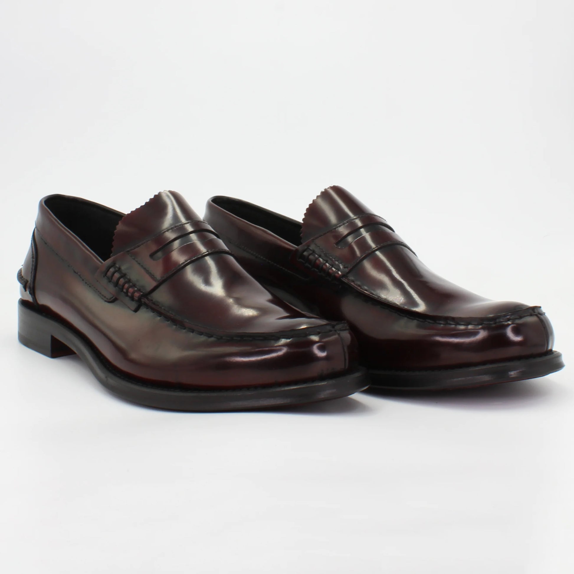 Shop Handmade Italian Leather Penny Loafer in Bordeaux (BRU8826) or browse our range of hand-made Italian shoes for men in leather or suede in-store at Aliverti Cape Town, or shop online. We deliver in South Africa & offer multiple payment plans as well as accept multiple safe & secure payment methods.