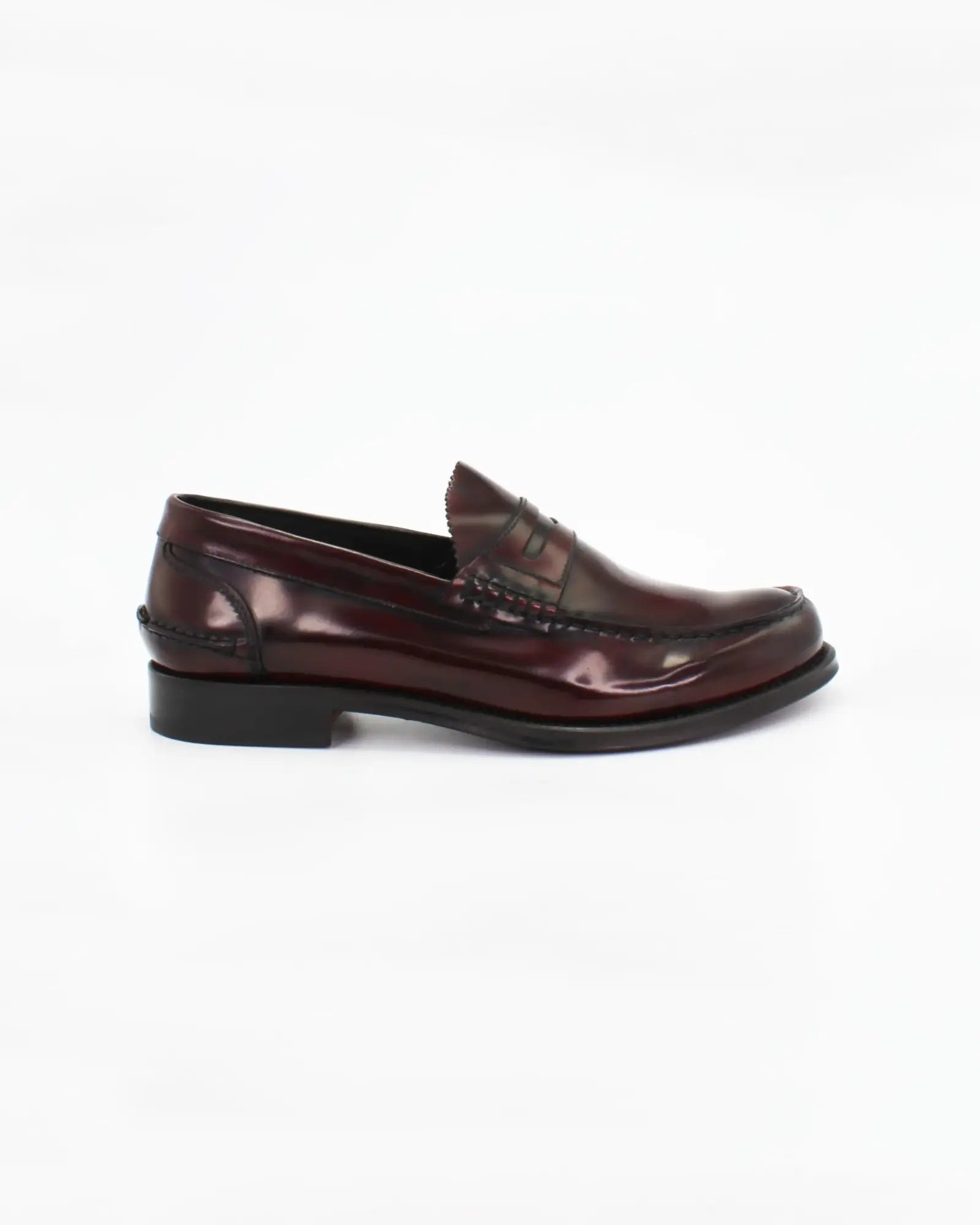 Shop Handmade Italian Leather Penny Loafer in Bordeaux (BRU8826) or browse our range of hand-made Italian shoes for men in leather or suede in-store at Aliverti Cape Town, or shop online. We deliver in South Africa & offer multiple payment plans as well as accept multiple safe & secure payment methods.