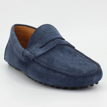 Shop Handmade Italian Leather moccasin in navy velour (UO460002) or browse our range of hand-made Italian shoes for men in leather or suede in-store at Aliverti Cape Town, or shop online. We deliver in South Africa & offer multiple payment plans as well as accept multiple safe & secure payment methods.