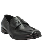 Shop Handmade Italian Leather moccasin in nero (JP37012/6) or browse our range of hand-made Italian shoes for men in leather or suede in-store at Aliverti Cape Town, or shop online. We deliver in South Africa & offer multiple payment plans as well as accept multiple safe & secure payment methods.