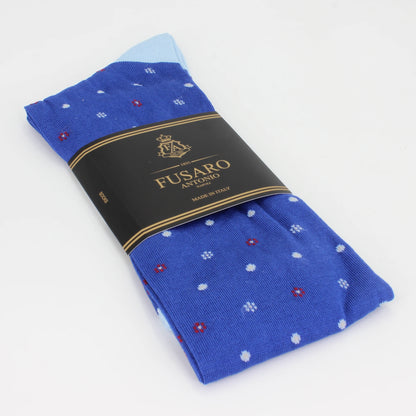 Shop Men's Classic Formal Socks in Royal Blue or browse our range of socks for men in a variety of colours in-store at Aliverti Cape Town, or shop online. We deliver in South Africa & offer multiple payment plans as well as accept multiple safe & secure payment methods.