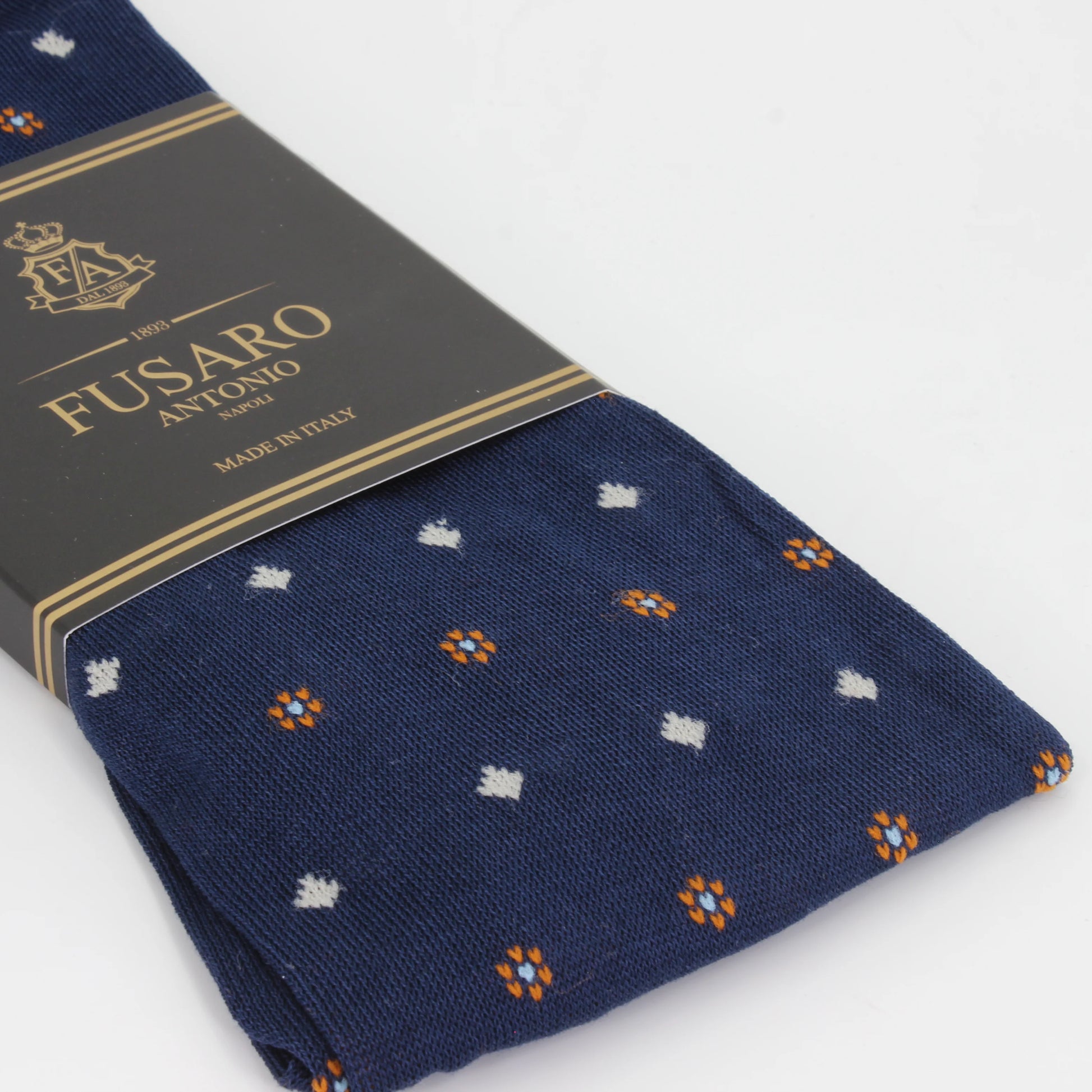 Shop Men's Classic Formal Socks in Navy or browse our range of socks for men in a variety of colours in-store at Aliverti Cape Town, or shop online. We deliver in South Africa & offer multiple payment plans as well as accept multiple safe & secure payment methods.