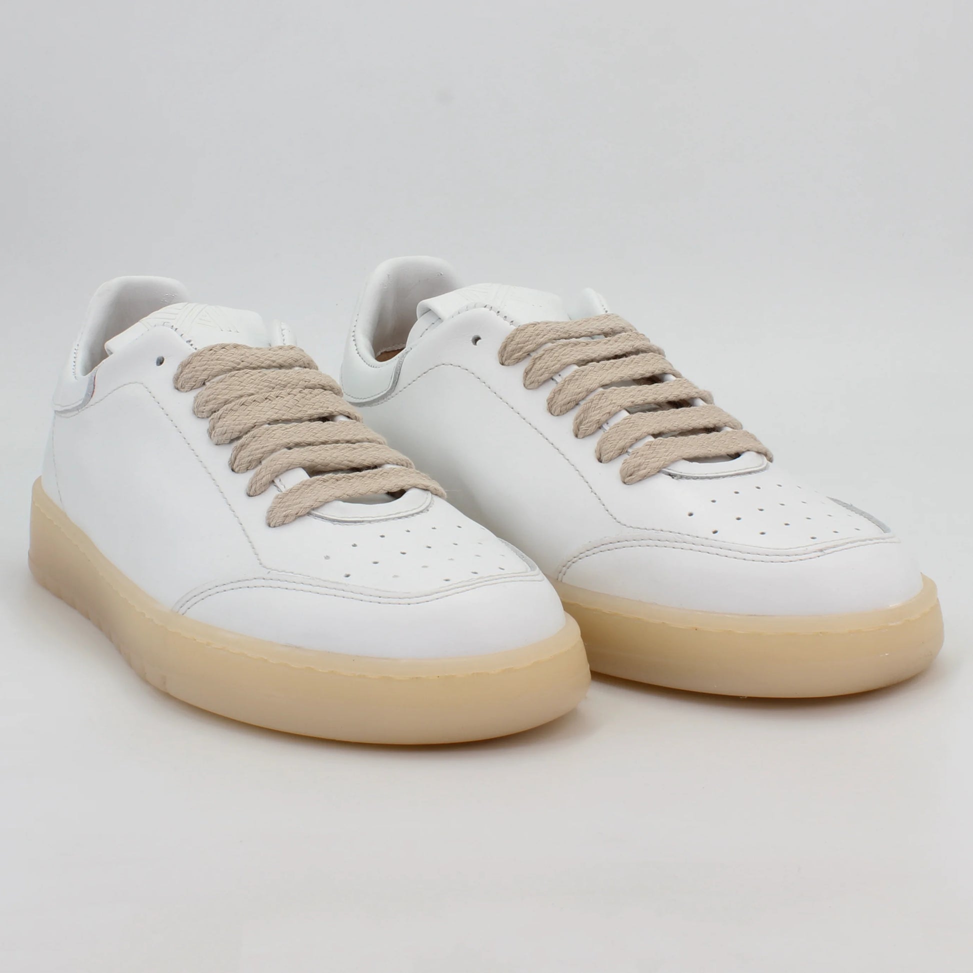 Handmade Italian leather sneaker in natur white women Aliverti